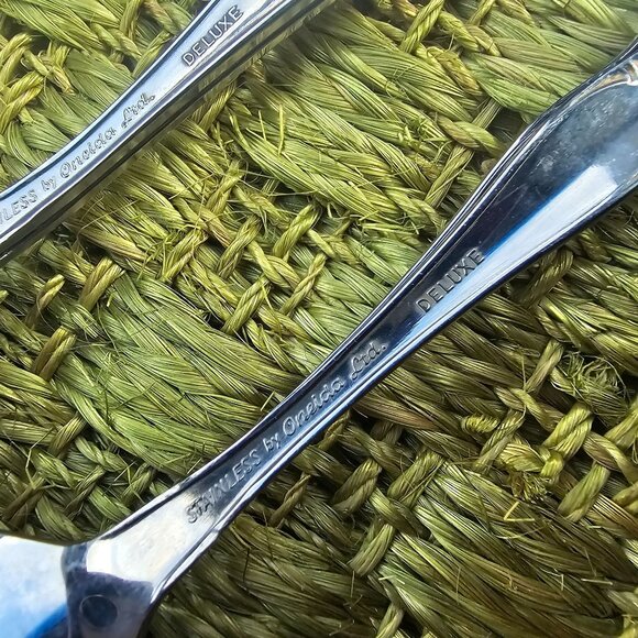 Oneida Strathmore Soup Spoon 6.5" stainless scrolls classic romantic timeless el - Picture 7 of 8